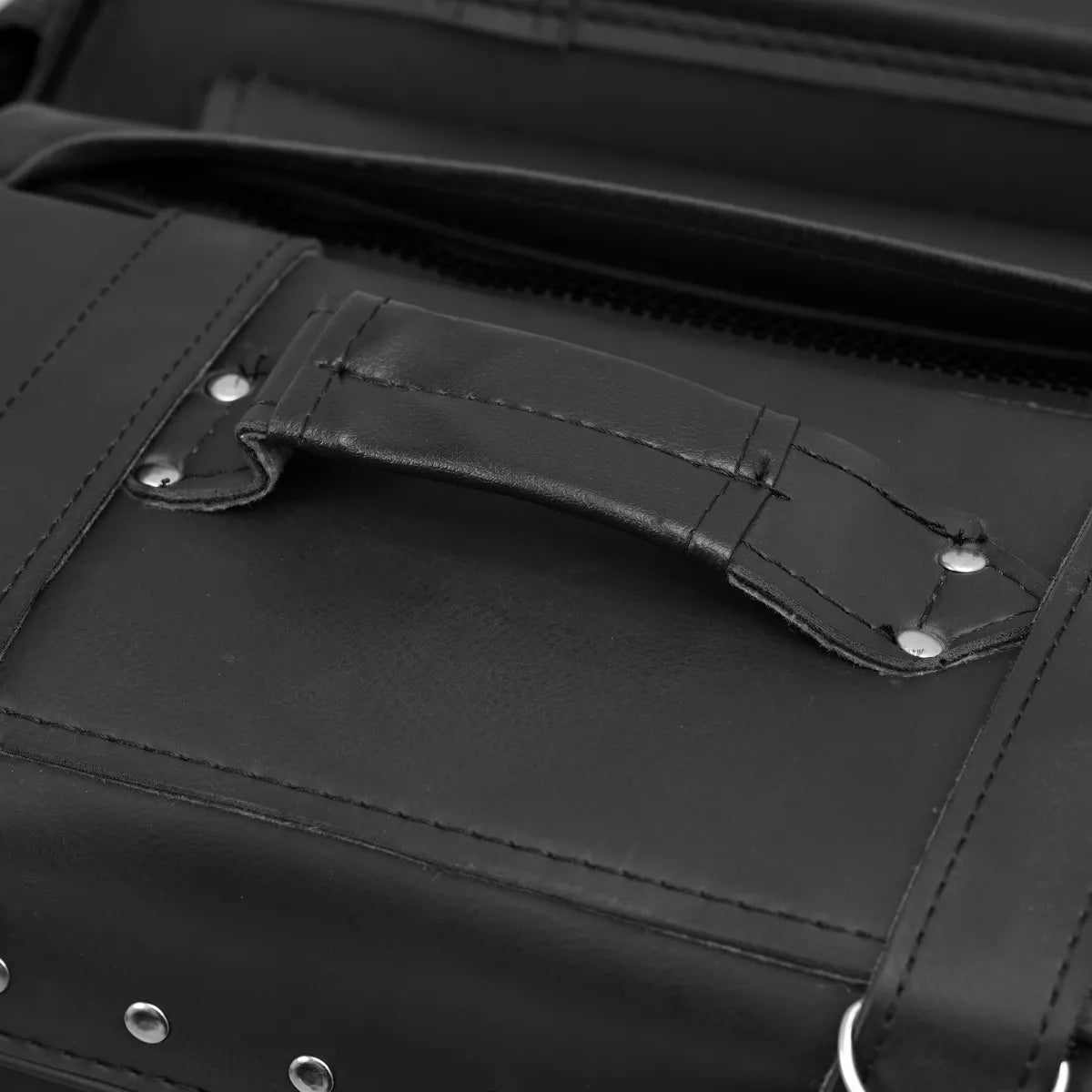 BSM4537 TWO STRAP SADDLE BAG W/ STUDS