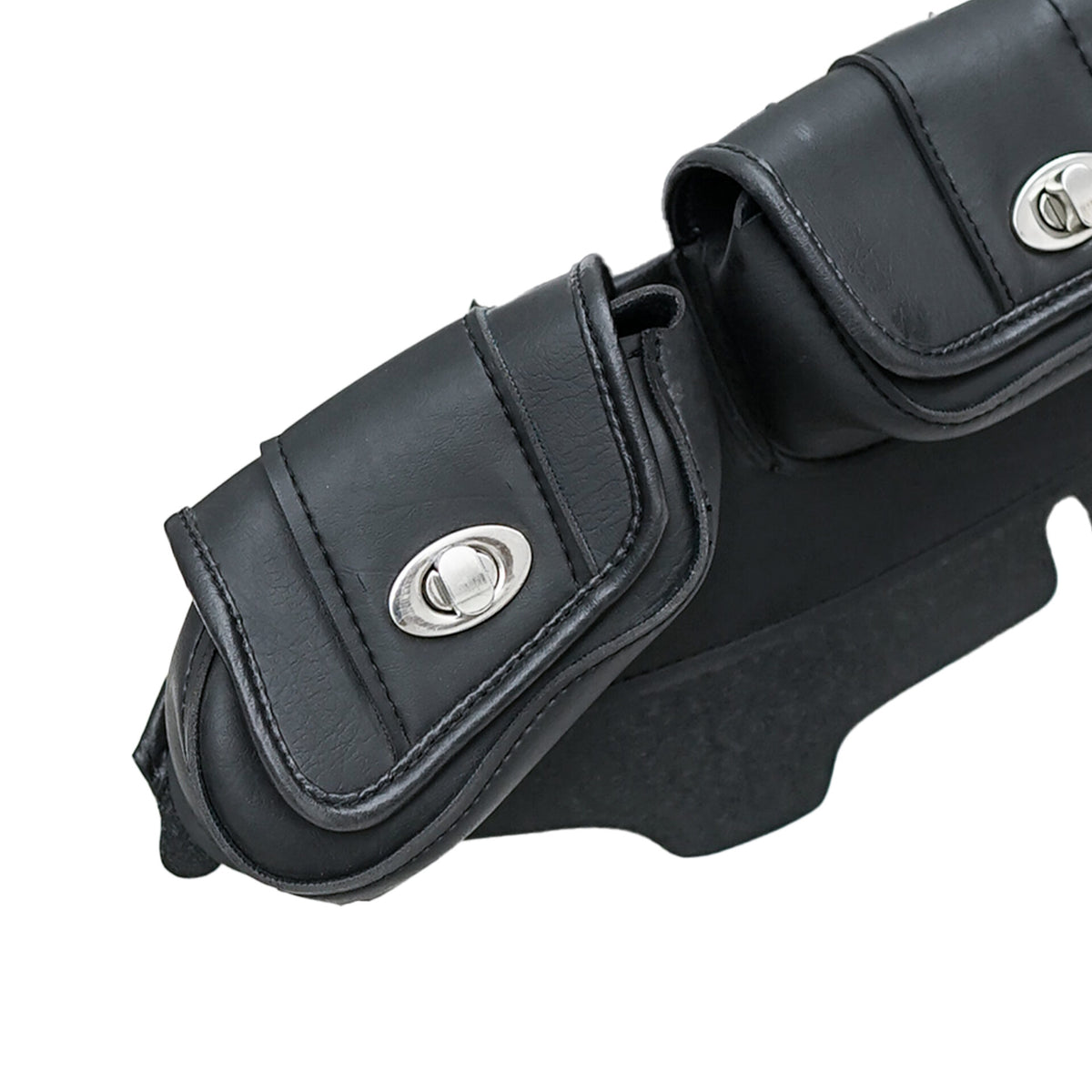 BSM4552 THREE-POCKET WINDSHIELD BAG