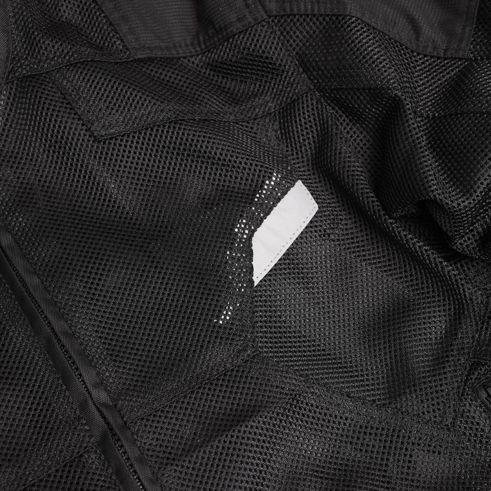 BSM1139 MEN'S PERFORMANCE MESH JACKET – BLACK - Image 8